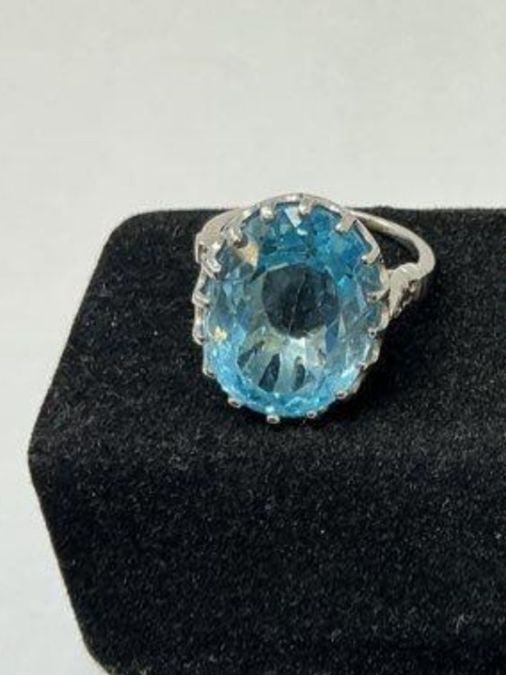 Women’s 925 Sterling Silver Ring with Aqua Stone Size 5.75 - Picture 4 of 4